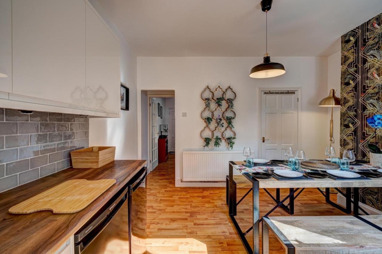 *new* Canal Side 2 Bed Character Casa de Férias Chester
